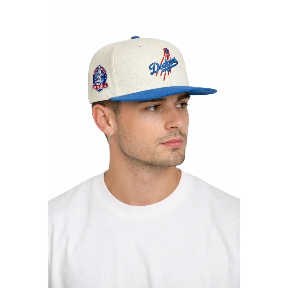 New Era 59Fifty L.A. Dodgers 60th Anniversary Mens Hat Chrome White Blue 7 5/8